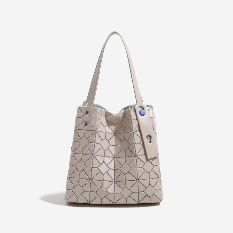 Women Bags 2026 Trends - Modna geometryczna torba typu tote z