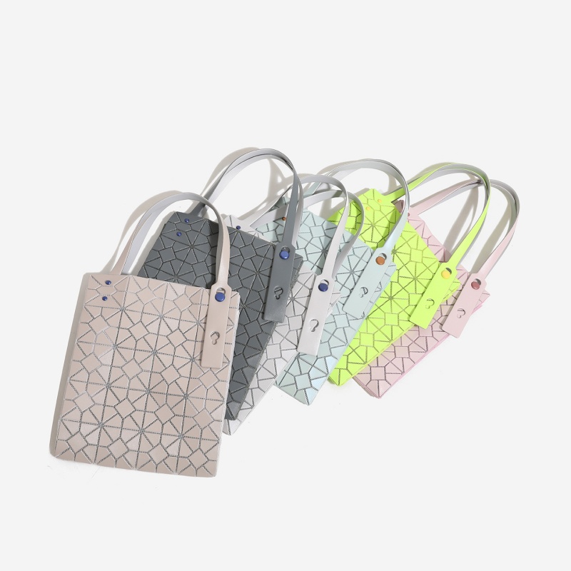 Modna geometryczna torba typu  – Women Bags 2026 Trends recenzja i cena