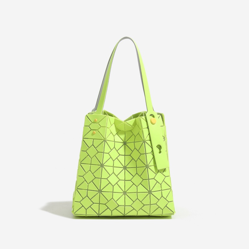 Modna geometryczna torba typu  – Women Bags 2026 Trends recenzja i cena